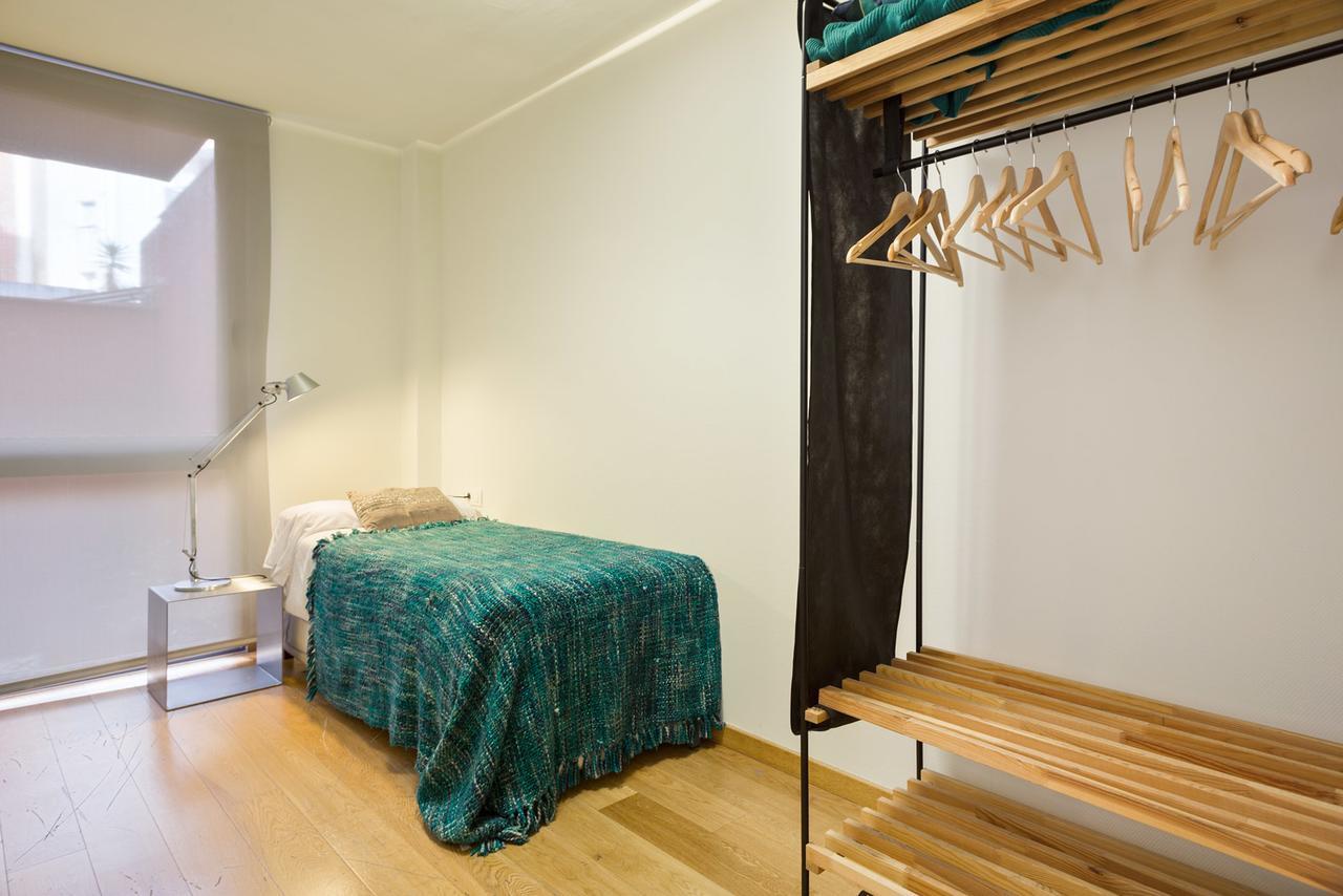 My Space Barcelona Pool City Center Экстерьер фото